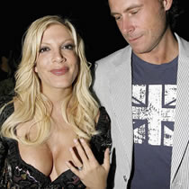 Tori Spelling wants to play a part in the new Beverly Hills, 90210 spinoff.