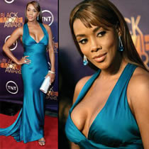 Vivica A. Fox will get her own fashion reality show on VH1 this summer.