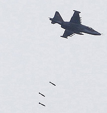 Russian jets bomb