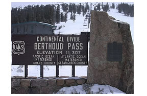 An avalanche on the road to a popular ski area in Berthoud Pass has blocked US 40 in both directions, burying some cars under deep snow.