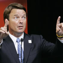 Democratic presidential hopeful John Edwards criticized former New York City Mayor Rudy Giuliani for saying he spent more time at Ground Zero than the clean up workers.